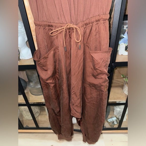 FP Movement Scrimmage Onesie Harem Jumpsuit high neck chocolate cargo baggy - Picture 5 of 9